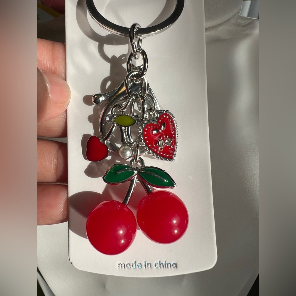 🌸4/$25 Silver Cherry Heart Keychain/Bagcharm